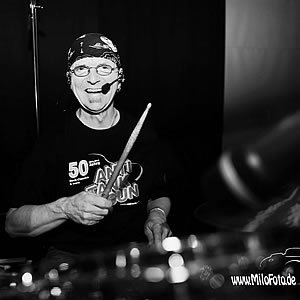 Claus Wollenweber drums