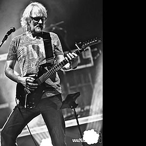 Martin Sitter guitar vocals